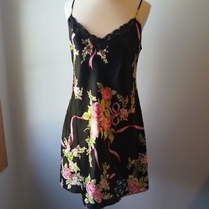 Oscar de la Renta Pink Label Black Floral Chemise